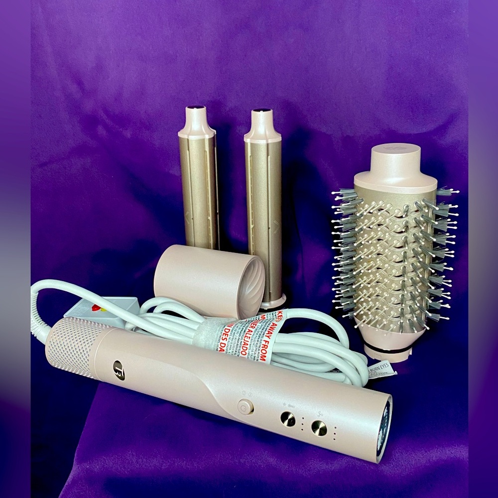 T3 Aire 360 Ceramic Air Styler Blowout Kit 
(Open, Used Once)
